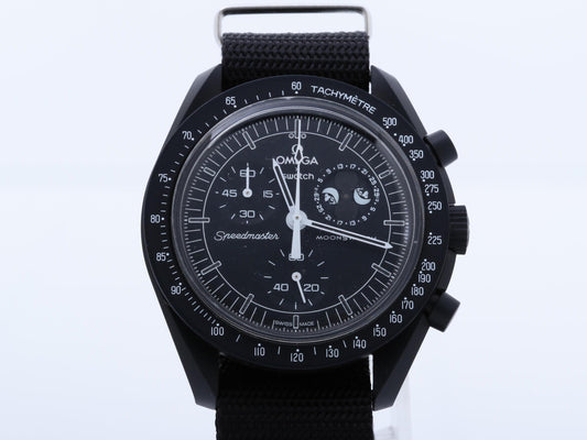 Moonswatch - Mission to Moonphase by Snoopy