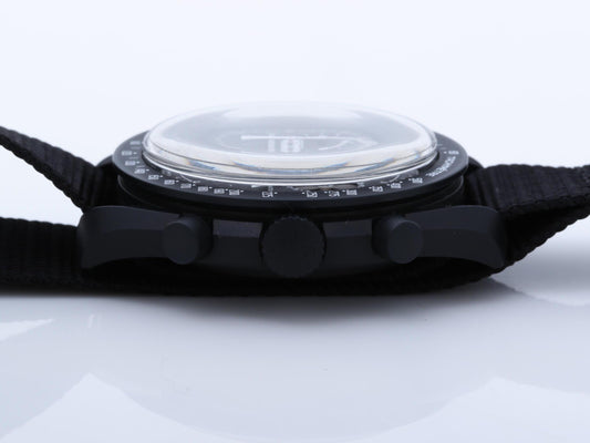 Moonswatch - Mission to Moonphase by Snoopy
